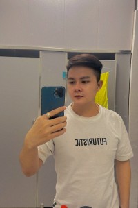 Minh tay